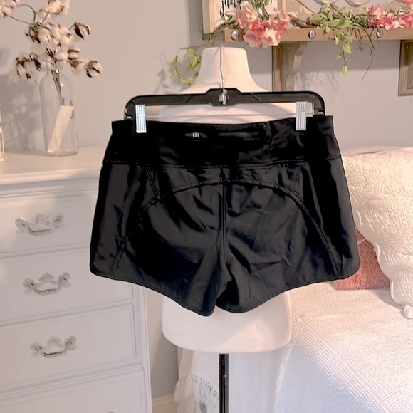 Crz Yoga Black Athletic Shorts Womens Medium - Picture 5 of 8